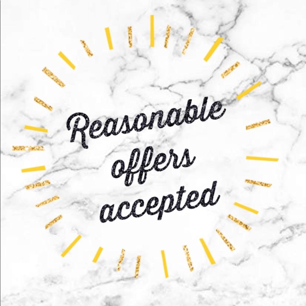 Accepting reasonable offers! 🥰